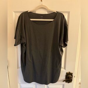 UNIQLO Airism Tee | Size L